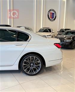 بي ام دبليو الفئة 7